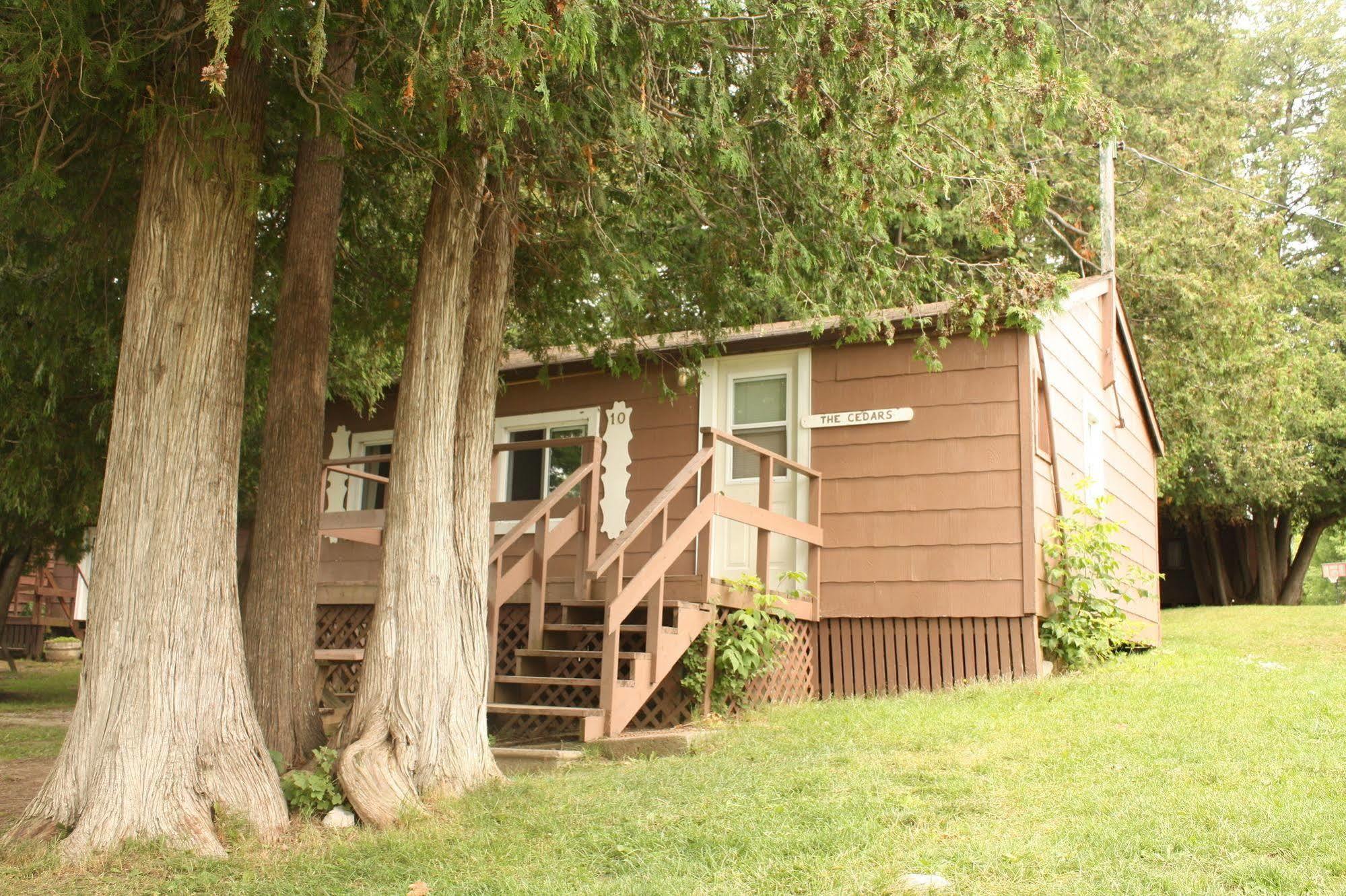 Lake Dalrymple Resort Lagoon City Exterior foto